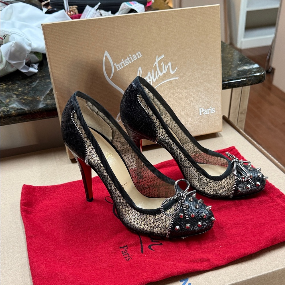 Christian Louboutin Black Lace Studded Peep-Toe Pumps with Red Sole Size 39